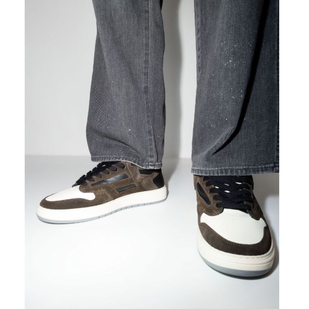 Represent
Reptor Low panelled sneakers